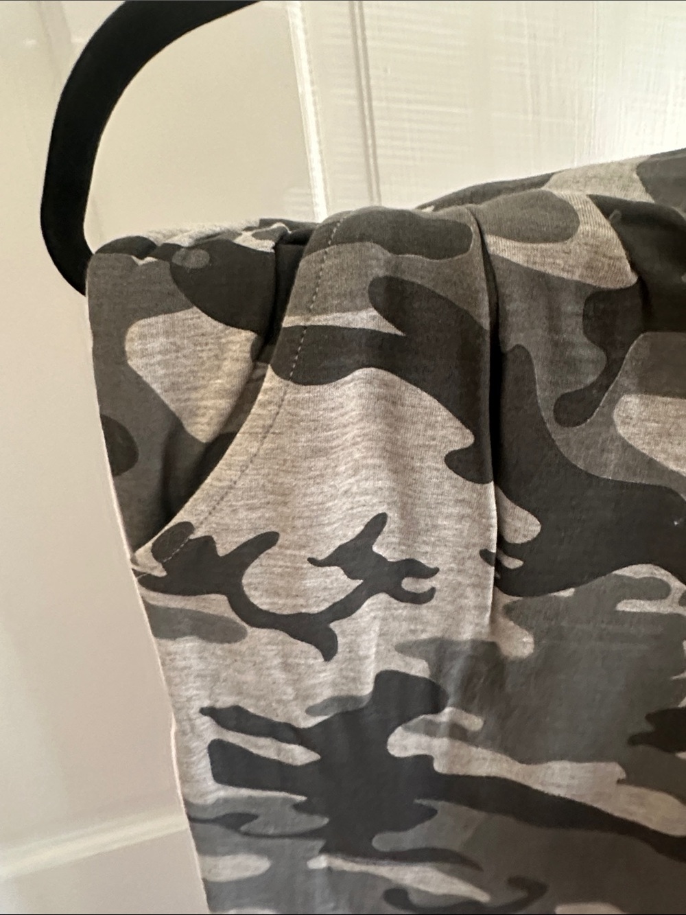 CHRLDR new  Camo Joggers in Gray and Black.  Large. - Picture 4 of 5